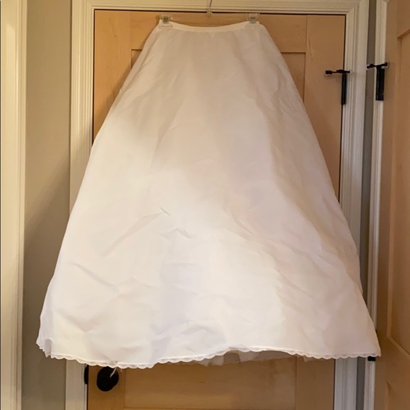 Malco Modes made in USA 3 layer a line floor length formal petticoat - Picture 1 of 5